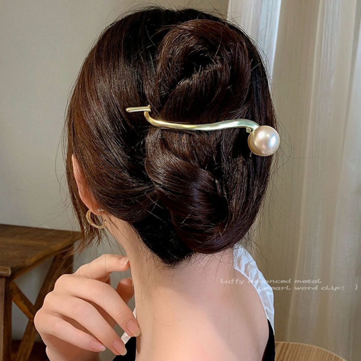 Elegant Glitter Pearl Hair Cli - огляд і ціна Korean Girls Lifestyle