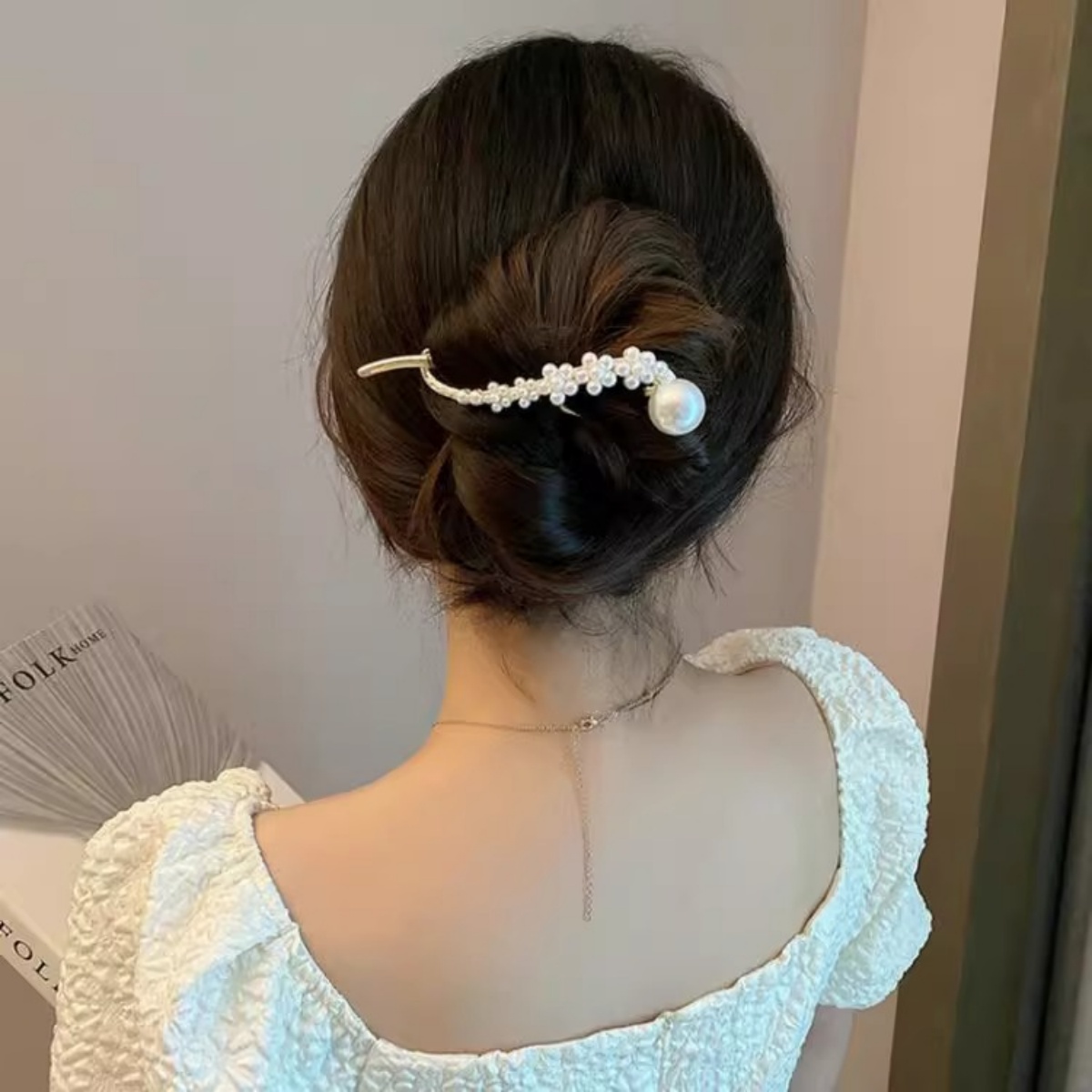 Elegant Glitter Pearl Hair Cli - огляд і ціна Korean Girls Lifestyle